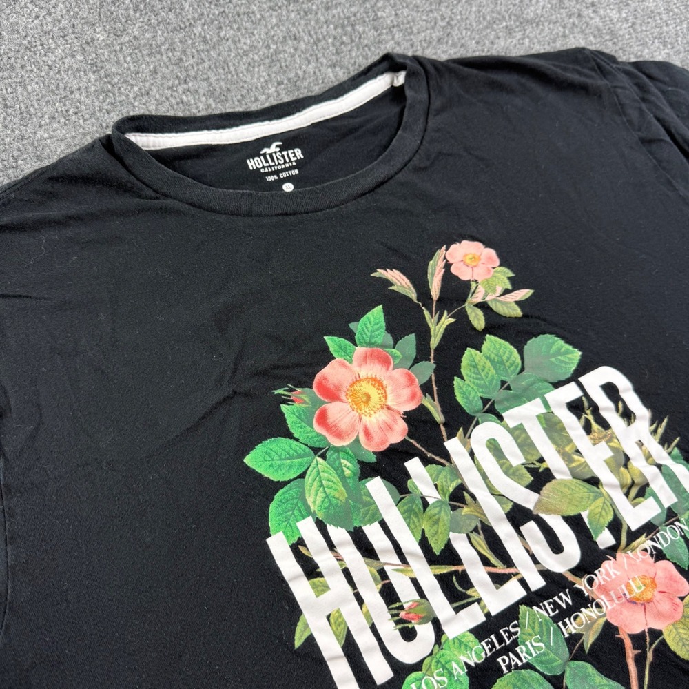 Hollister Graphic T-Shirt XL Black Floral Rose Logo Short Sleeve Mens